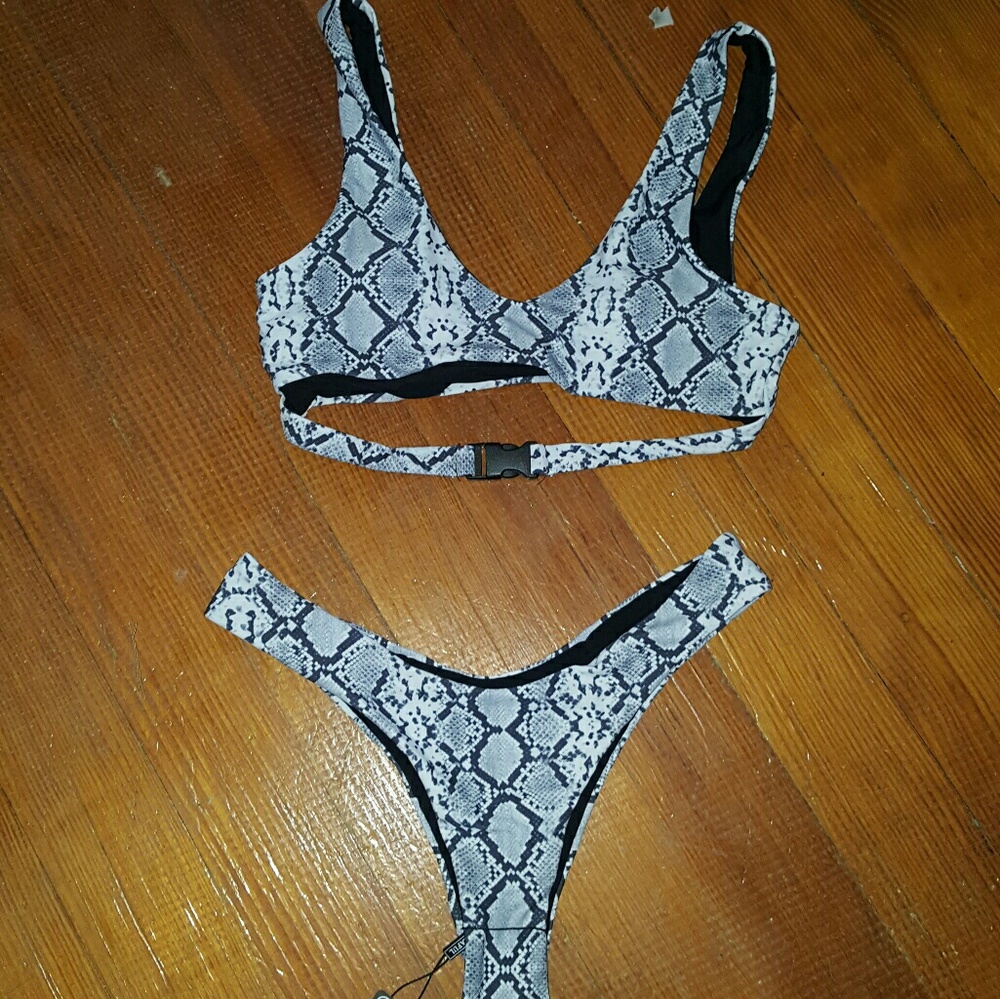 Zaful Snakeskin Bikini - Picture 1 of 1